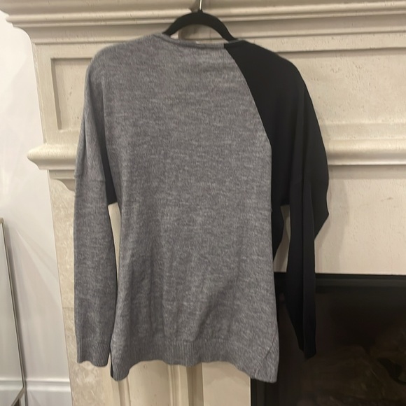 Black and grey lace trimmed criss cross thin sweater. Size large. Never worn. - Picture 6 of 6